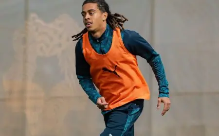 الهلال يعزز صفوفه بالتعاقد مع النجم الفرنسي سايمون بوابري من نيوم