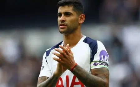 روميرو يصعّد انتقاداته لإدارة توتنهام مجدداً: 11 لاعباً فقط يعتبر مخزياً