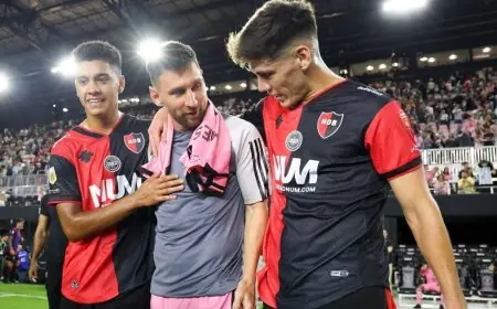 هل يخطط ليونيل ميسي للعودة إلى الملاعب الأرجنتينية؟