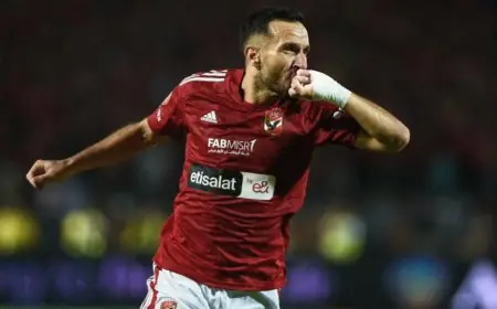 الأهلي يعاني من غياب علي معلول وشبانة يؤكد أهمية استمرار عمر كمال