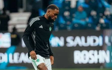 إيفان توني يستعد لإضافة الحزم لقائمة ضحاياه في مواجهته مع الأهلي بالدوري السعودي