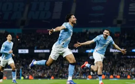 ثنائية مرموش تضع مانشستر سيتي في نهائي كأس الرابطة