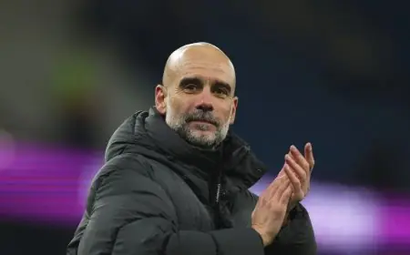 غوارديولا يثني على الحس التهديفي المذهل لمرموش ويتساءل عن غياب غيهي في نهائي كأس الرابطة