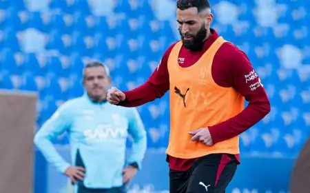 أسطورة الاتحاد ينتقد بشدة رحيل بنزيما: من أنت لتغادر بهذه الطريقة