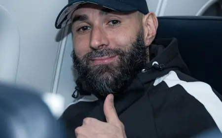 كريم بنزيما يقود تشكيلة الهلال الأساسية في مواجهة الأخدود بالدوري السعودي