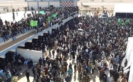 رحيل سيف الإسلام القذافي يعيد ذكريات والده للمشهد العربي