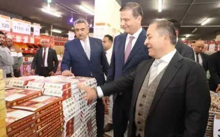 افتتاح وزير الزراعة لجناح منتجات الوزارة في جملة ماركت المريوطية احتفالًا بشهر رمضان
