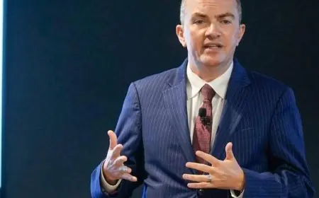 اكتشف السيرة الذاتية للدكتور أحمد رستم وزير التخطيط الجديد