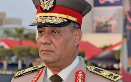 الفريق أشرف سالم يتولى حقيبة الدفاع والإنتاج الحربي في الحكومة الجديدة