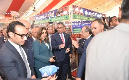 وزيرا التموين والتنمية المحلية يدشنان معارض ومشروعات جديدة في القليوبية لشهر رمضان