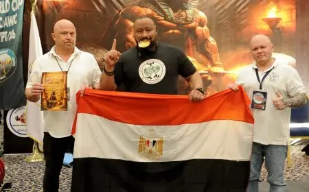 حامد خلاف يهدي ذهبية كأس العالم للقوة لوالديه ومنتخب مصر يحطم الأرقام القياسية