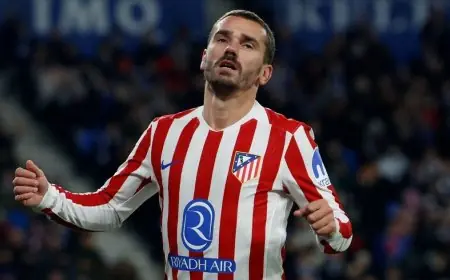 سيميوني يضع ثقته في غريزمان وألفاريز لقيادة هجوم أتلتيكو ضد برشلونة