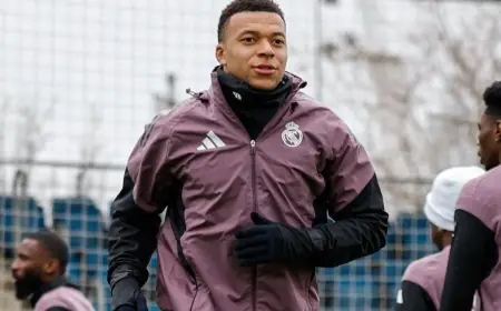 كيليان مبابي يعود للتدريبات بقوة قبل مواجهة ريال سوسيداد ويفند الشكوك