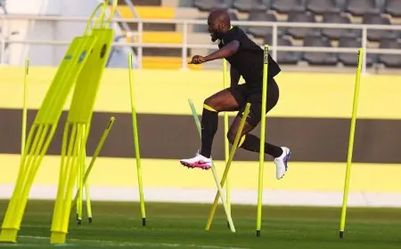 عبد العزيز البيشي يتصدر تشكيلة الاتحاد في مواجهة الفيحاء بالدوري السعودي