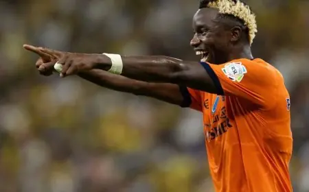 تفوق ساحر ساكالا على يوسف النصيري في مباراة مثيرة بين الاتحاد والفيحاء