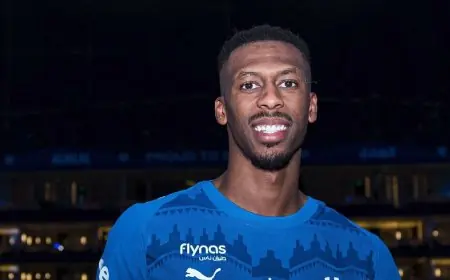 محمد كنو يتألق كأفضل لاعب وتقييم مفاجئ لكريم بنزيما في مباراة الهلال والاتفاق