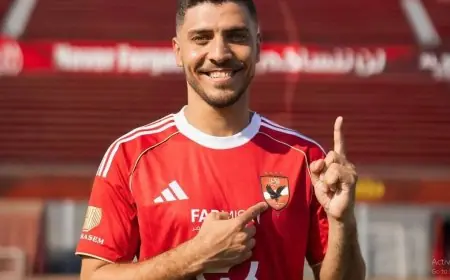 توروب وشريف يلهمان لاعبي الأهلي في جلسة تحفيزية قوية