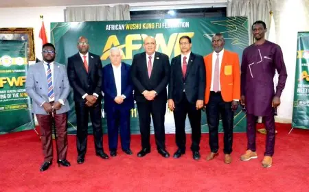 وزير الرياضة يبارك لشريف مصطفى انتصاره برئاسة الاتحاد الأفريقي للووشو كونغ فو