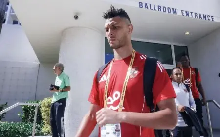 الأهلي يؤجل حسم مصير أشرف داري حتى نهاية الموسم