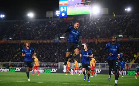 إنتر ميلان يعزز صدارته للدوري الإيطالي بثنائية مثيرة أمام ليتشي