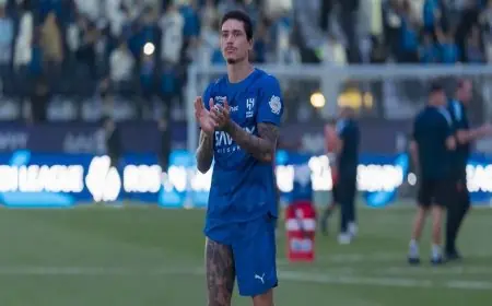 بنزيما يوجه نونيز نحو الدوري الإنجليزي الممتاز