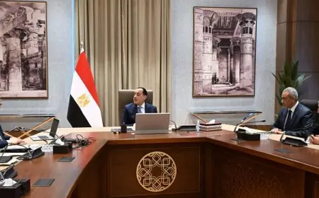 رئيس الوزراء يكشف عن خطط وزارة الاتصالات للفترة المقبلة