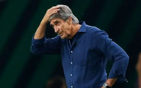 دفاع ريال بيتيس يواجه تحدي برشلونة وباريس سان جيرمان لتحقيق رقم قياسي استثنائي