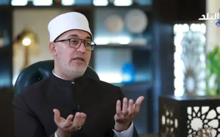 المفتي يؤكد: بيت النبوة مصدر إلهام روحي رغم بساطة تصميمه