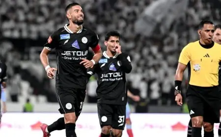 كاراسكو يتألق بتسجيل هاتريك ليقود الشباب لفوز مثير على الرياض في الدوري السعودي