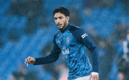 عمر مرموش يتحدى برشلونة في مواجهة مرتقبة