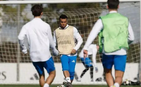 كيليان مبابي يوقف تدريباته مع ريال مدريد فهل سيتخلف عن مواجهة بنفيكا