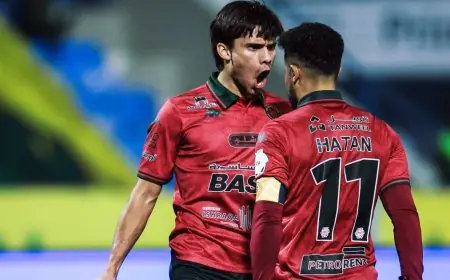 هدف حاسم في الوقت القاتل يمنح الخلود نصراً مثيراً على الخليج