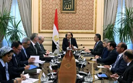 اجتماع رئيس الوزراء لمتابعة توافر السلع الاستراتيجية الهامة في البلاد