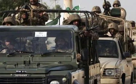 تحذير هام من الخارجية البريطانية لمواطنيها بتجنب السفر إلى باكستان وأفغانستان