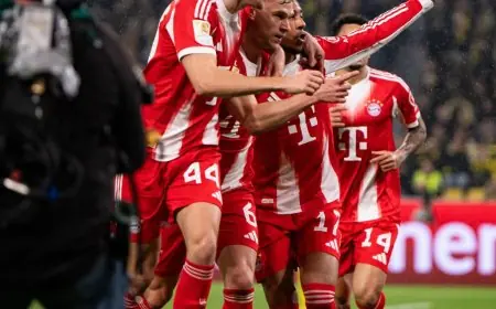 بايرن يتألق بثلاثية مثيرة ضد دورتموند ويعزز صدارته في الدوري الألماني