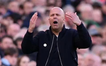 آرني سلوت يعبّر عن سعادته بعودة ليفربول إلى النجاح في الركلات الثابتة بعد فترة من المعاناة