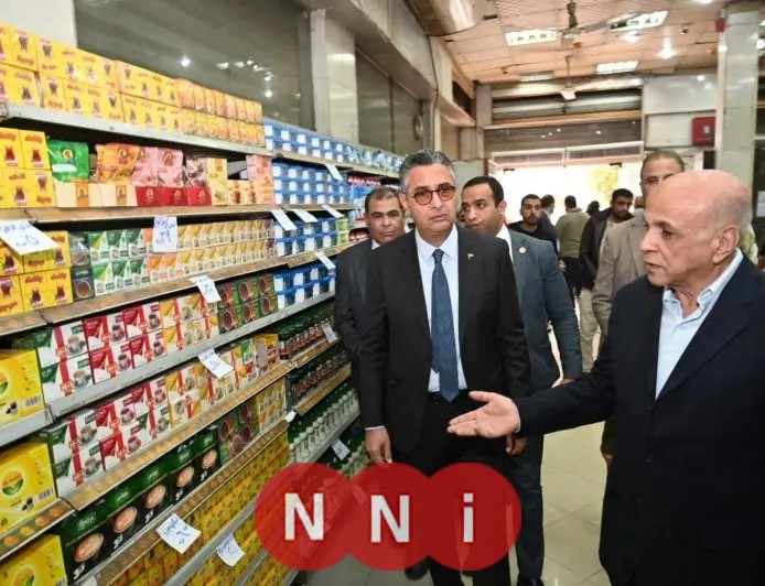 وزير التموين يقوم بجولة تفقدية للمواد الغذائية والسلع التموينية استعدادًا لرمضان 2026