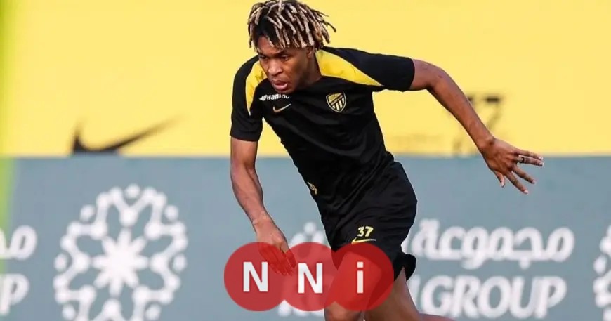 فواز الصقور ينضم للشباب بعد رحلة قصيرة مع الاتحاد تستغرق 15 دقيقة