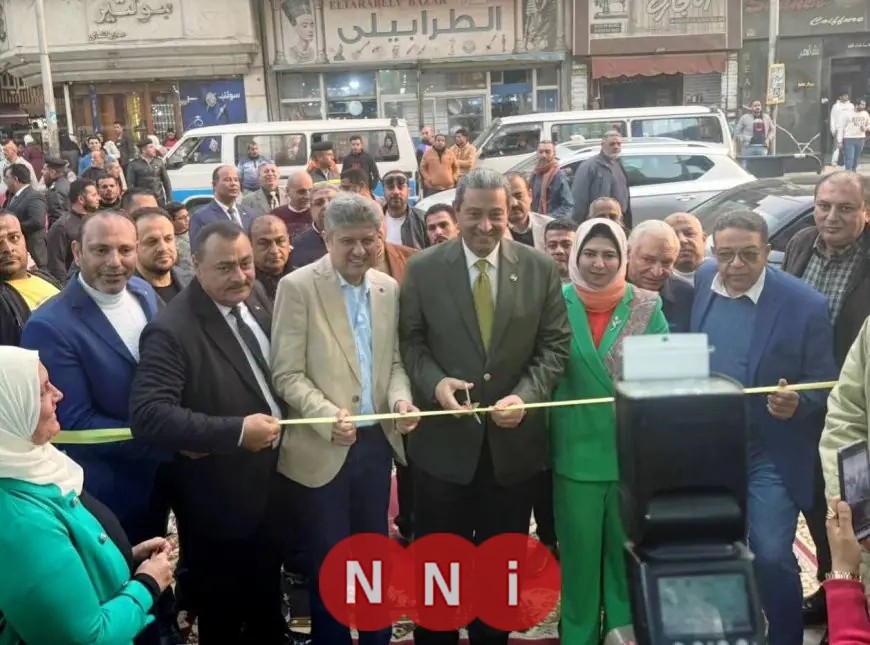 افتتاح معرض أهلاً رمضان بدمياط لتقديم السلع الأساسية بأسعار مخفضة