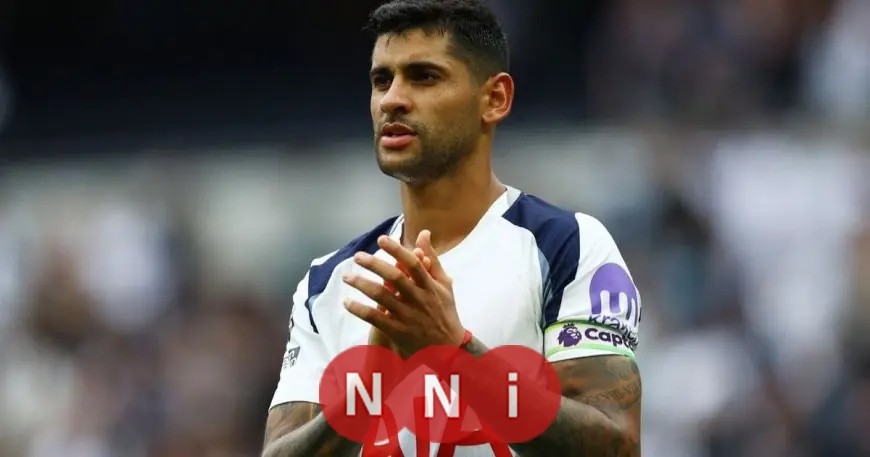 روميرو يصعّد انتقاداته لإدارة توتنهام مجدداً: 11 لاعباً فقط يعتبر مخزياً