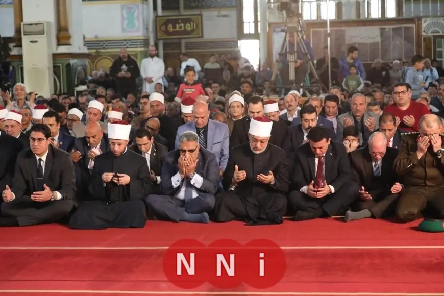 المفتي يقيم صلاة الجمعة في مسجد النصر بالمنصورة احتفالاً بالعيد القومي الـ 776 للمحافظة