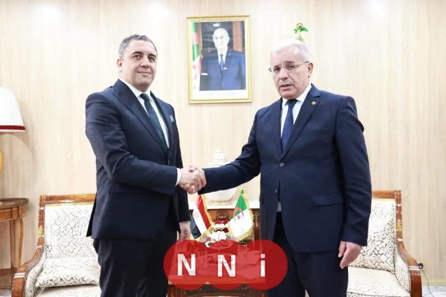 السفير المصري بالجزائر يجتمع برئيس المجلس الشعبي الوطني في الجزائر