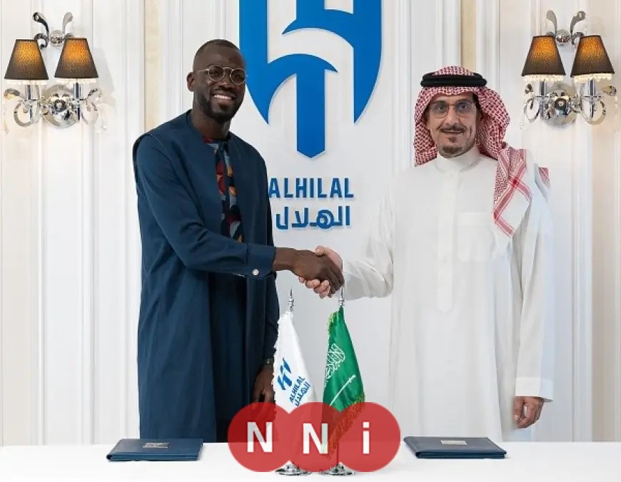 الهلال يعلن تجديد عقد كوليبالي حتى عام 2027 رسمياً