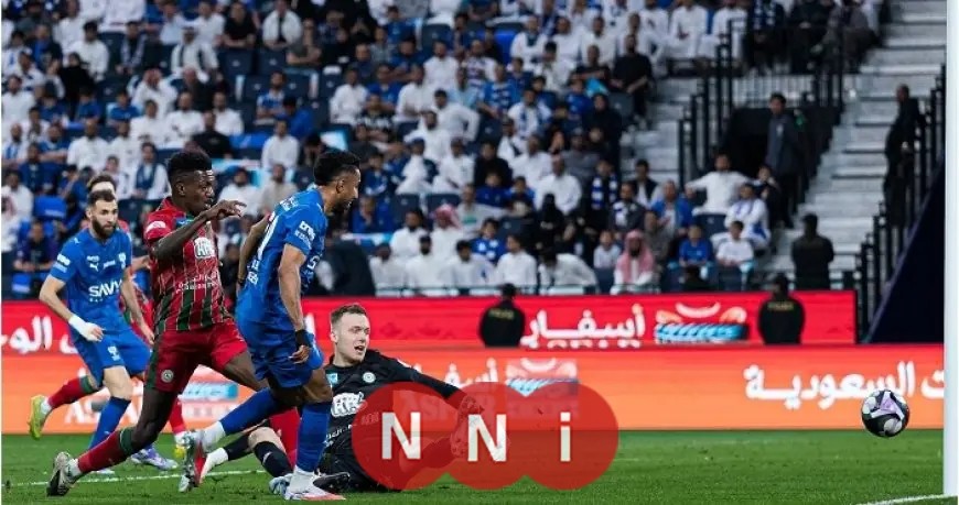 الهلال يواصل تألقه ويتفوق على الاتفاق ليعزز صدارة الدوري السعودي