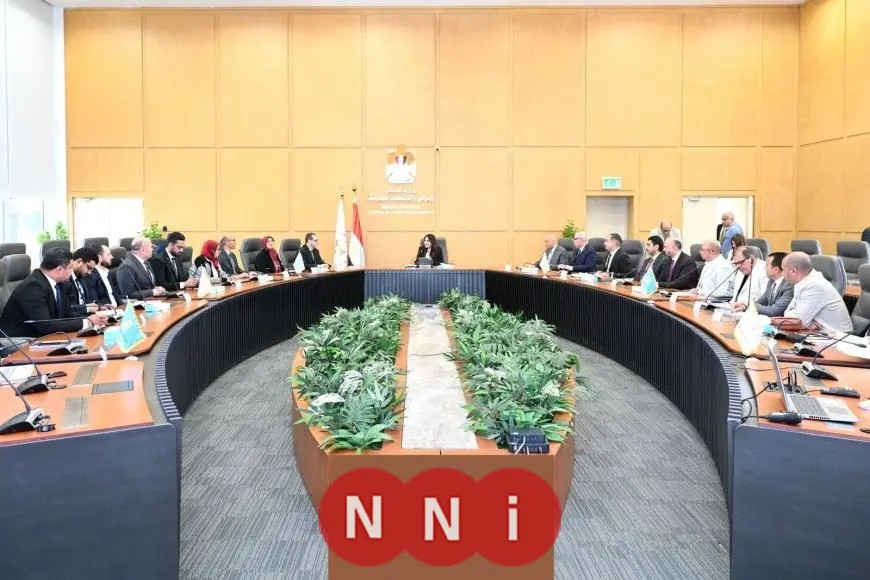 وزيرة الإسكان تتابع تطورات تقنين الأراضي في المدن الجديدة