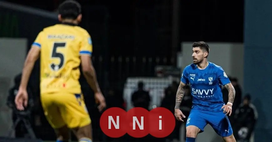 تعادل مثير بين الهلال والتعاون في الشوط الأول وإصابة خطيرة لليامي