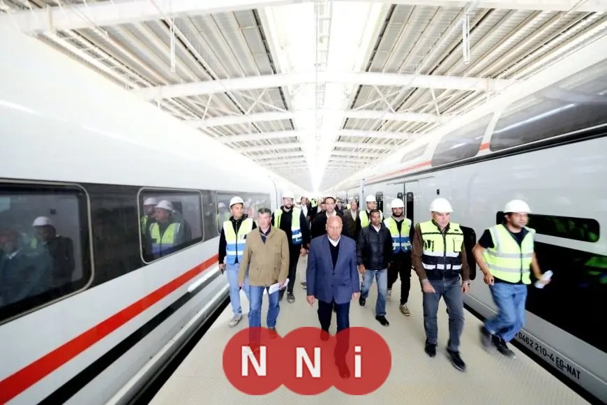 وزير النقل يراقب تقدم تنفيذ الخط الأول لشبكة القطار الكهربائي السريع