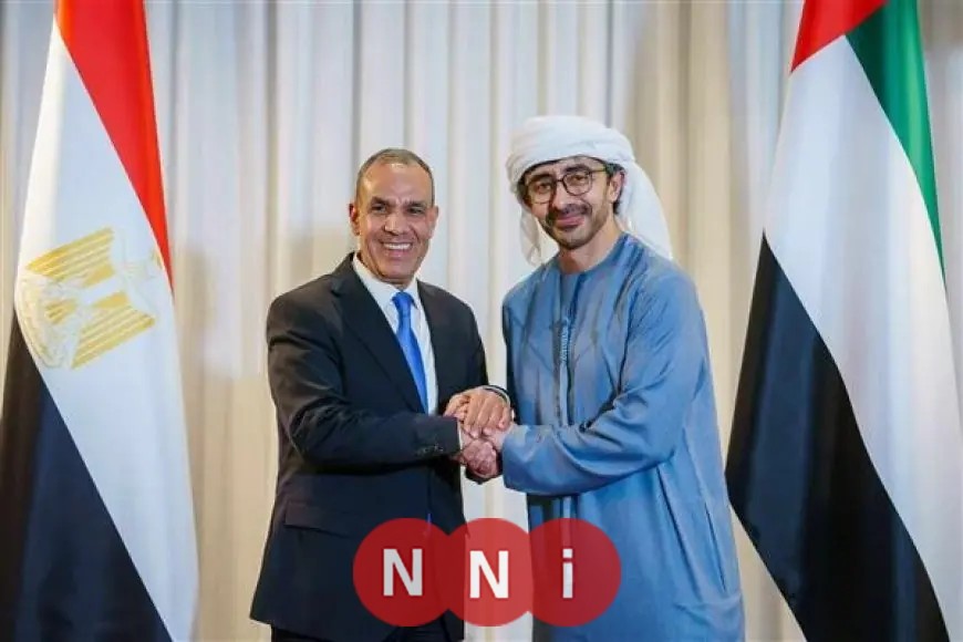 وزير الخارجية يناقش أحدث التطورات الإقليمية مع وزير الخارجية الإماراتي