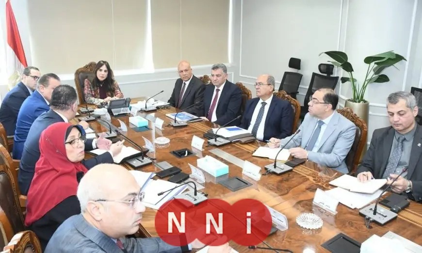 وزيرة الإسكان تناقش مع رئيس التنمية الحضرية تفاصيل إطلاق حديقة تلال الفسطاط