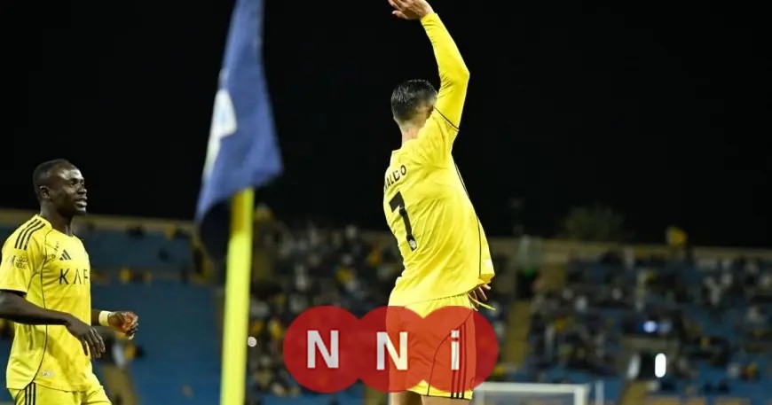 النصر يتألق ويبهر بثلاثية سريعة في مرمى النجمة خلال الشوط الأول